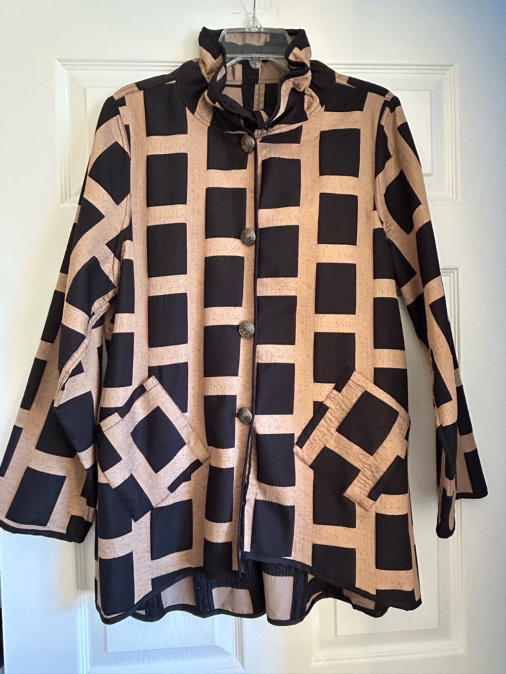 Women's Black & Tan Grid Print Button Front Coat